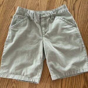 Eddie Bauer Legend Wash Shorts – Size 2, Khaki